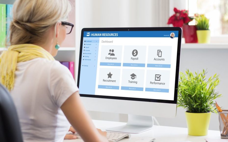 Outsource to Get Access to Full Service Accounting | VertiSource HR