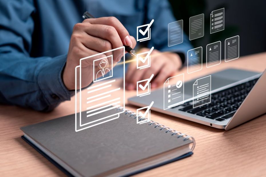 HRIS Simplified Cloud-Based Record Keeping and More | VertiSource HR